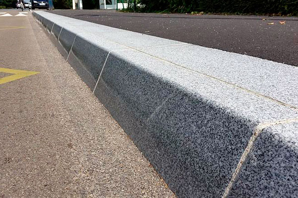 Polished platforms. Bus stations (France)