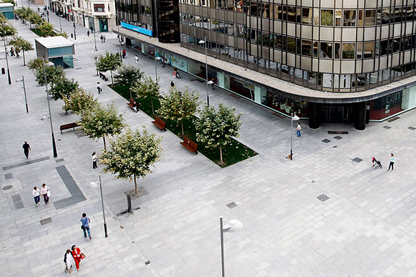 Avenida Carlos III. Pamplona (Spain)